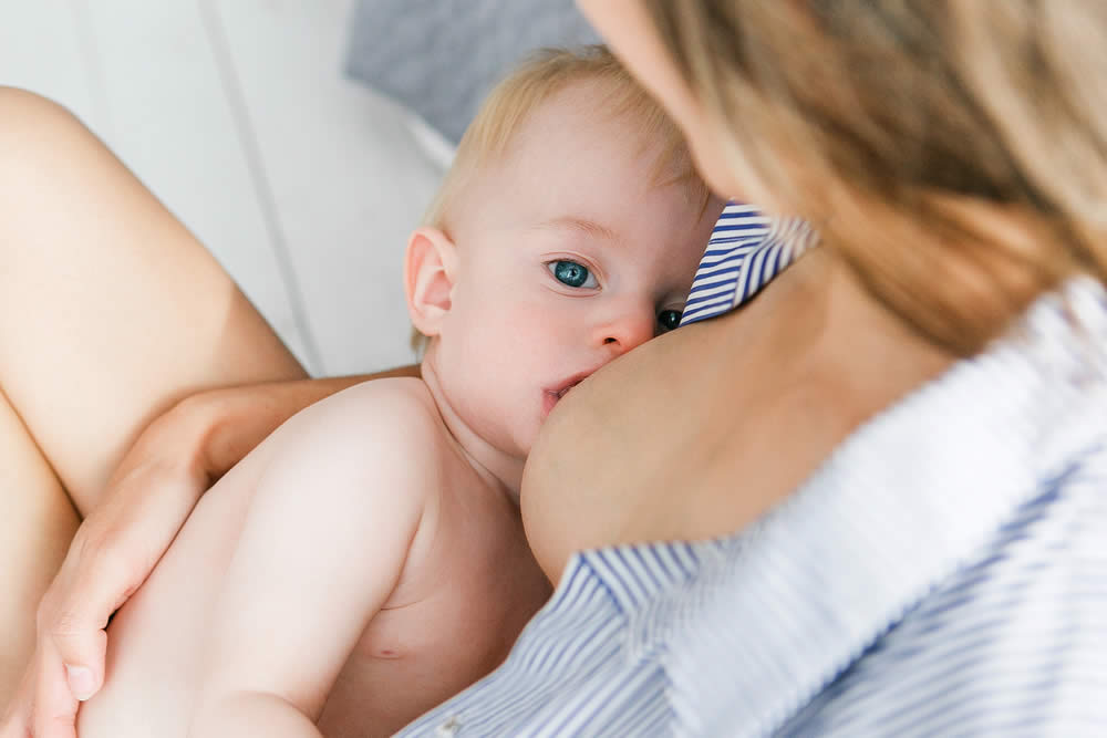 Allattamento al Seno 2019 - Vantaggi e Consigli Utili per NeoMamme