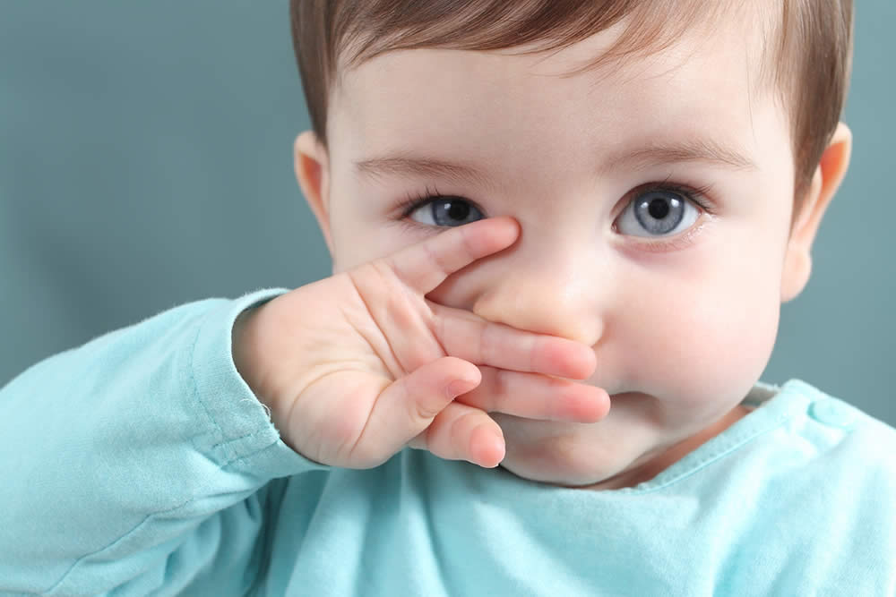 Lavaggi Nasali 2019 - Funzionano? Uso e Benefici in Neonati e Bambini
